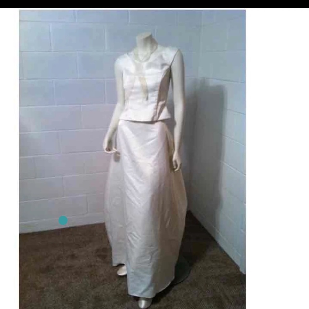 Jessica McClintock Wedding Gown w Shoes